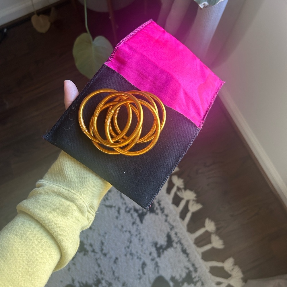 Buddha Girl Gold Bangle Set SZ small